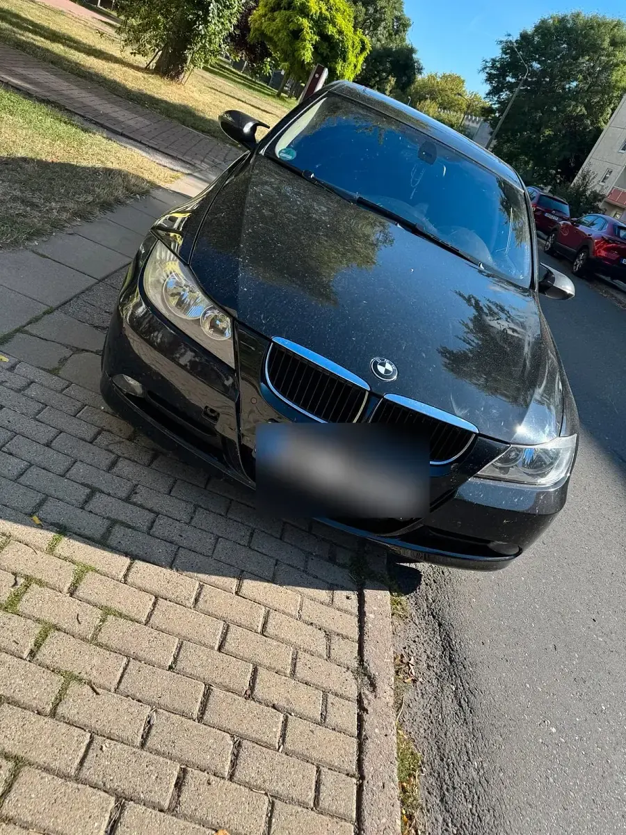 Gebraucht BMW 318 130 PS (95 kW) 2006 Schwarz Limousine