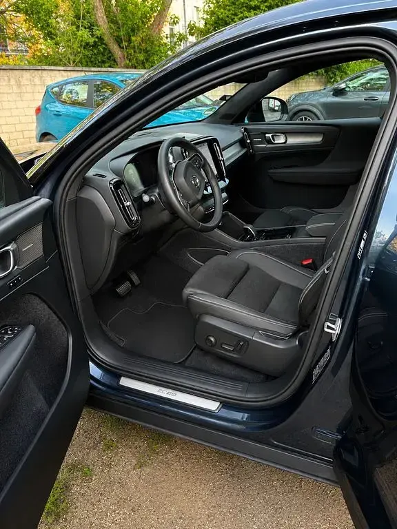 Gebraucht Volvo EC40 Ultra 185 kW (252 PS) 2025 Blau SUV