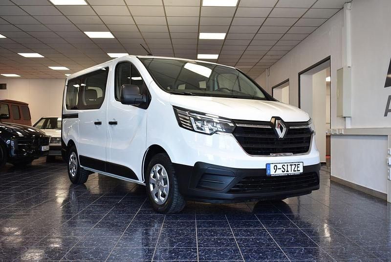 Gebraucht Renault Trafic 110 PS (80 kW) 2022 Weiß Van / Kleinbus