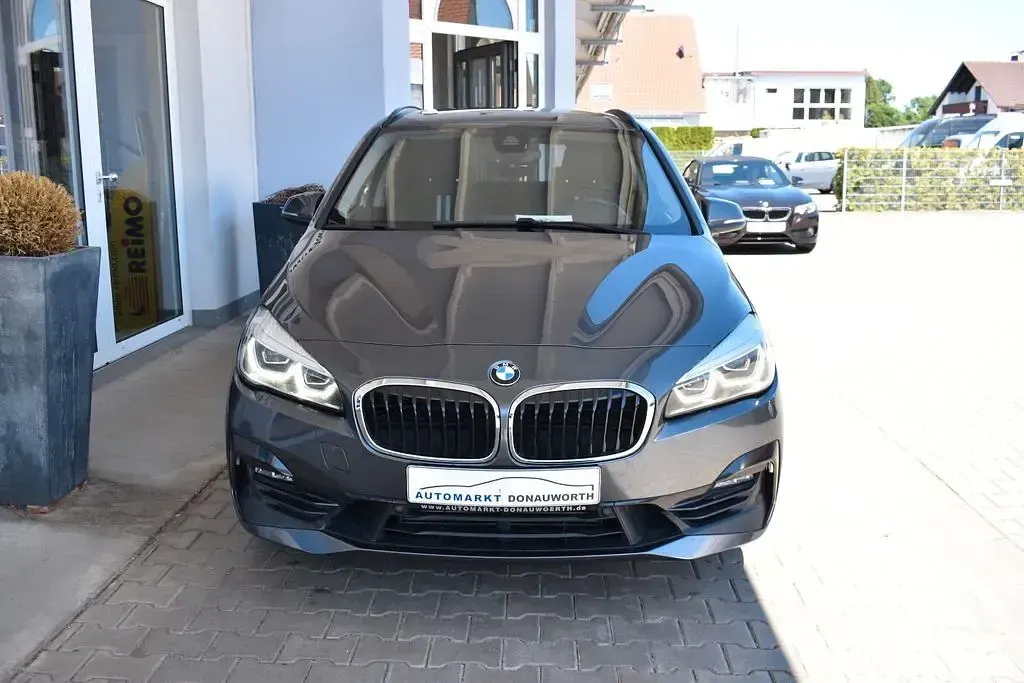 Gebraucht BMW 220 Active Tourer Sport Line 192 PS (141 kW) 2018 Grau Van / Kleinbus