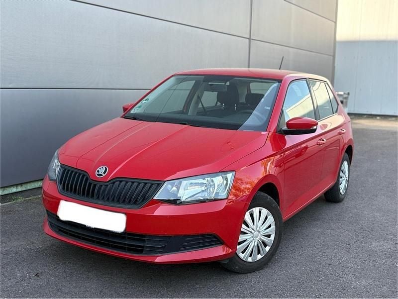 Gebraucht Skoda Fabia 60 PS (44 kW) 2017 Rot Limousine