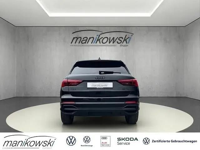 Gebraucht Audi Q3 S-Line 150 PS (110 kW) 2024 Mythosschwarz metallic SUV