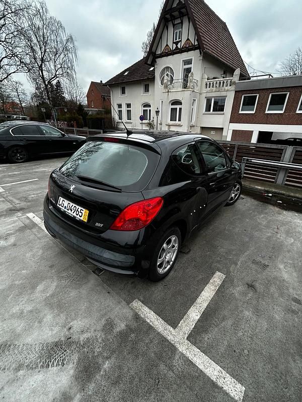 Gebraucht Peugeot 207 88 PS (64 kW) 2006 Schwarz Kleinwagen