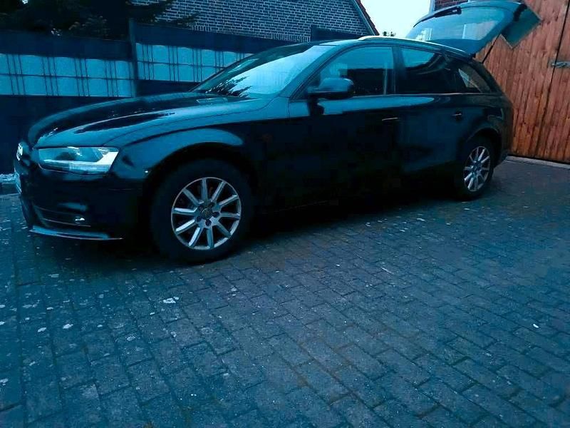 Usata Audi A4 143 CV (105 kW) 2012 Grigio Station wagon