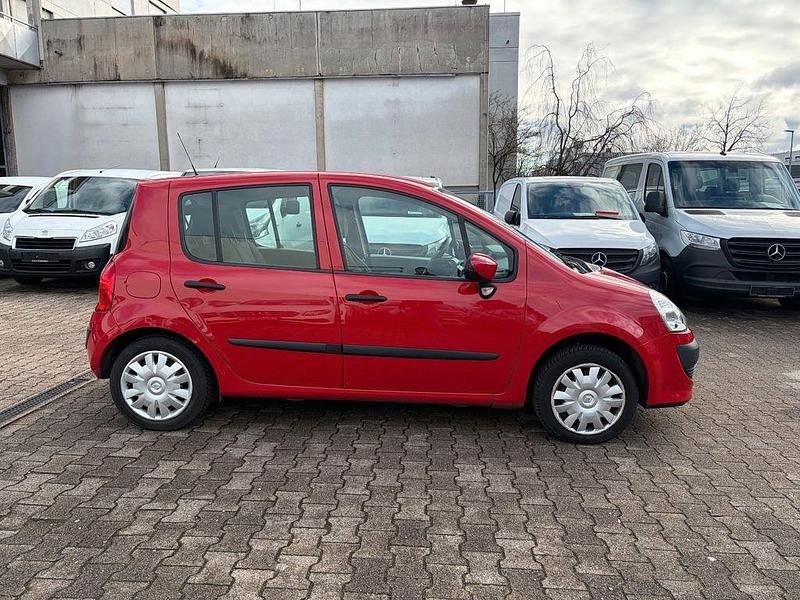 Second-hand Renault Modus Expression 75 CP (55 kW) 2009 Roșu Monovolum