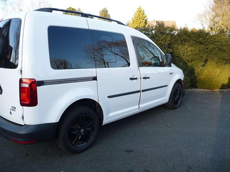 Gebraucht VW Caddy 84 PS (61 kW) 2016 Weiß Van / Kleinbus
