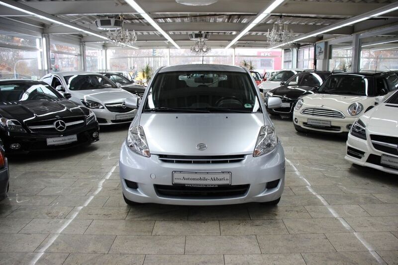 Gebraucht Daihatsu Sirion 91 PS (66 kW) 2007 Grau Kleinwagen