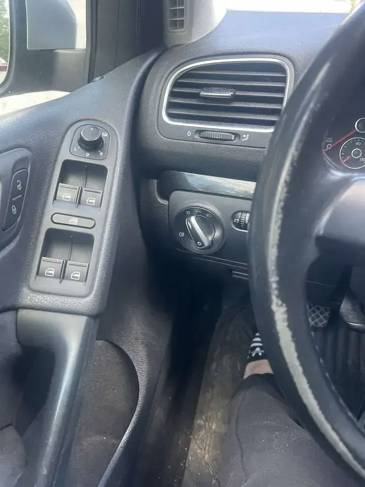 Gebraucht VW Golf VI Comfortline 75 PS (55 kW) 2009 Kleinwagen