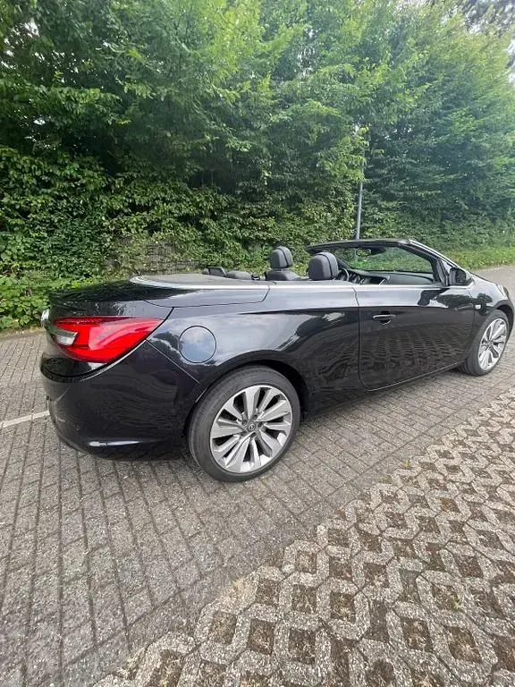 Gebraucht Opel Cascada Innovation 140 PS (102 kW) 2013 Schwarz Cabrio