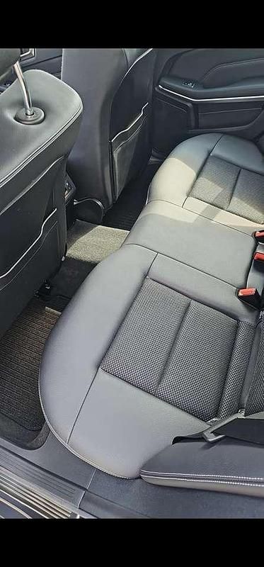 Gebraucht Mercedes E400 Avantgarde 333 PS (244 kW) 2015 Limousine