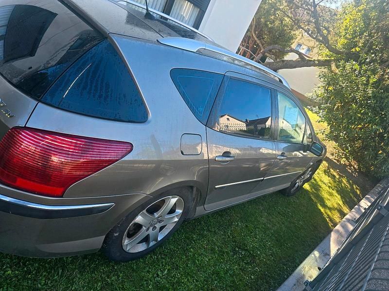 Gold Gebraucht 2008 Peugeot 407 Kombi | 1.200 € (Fairer Preis) - Bild 1/4