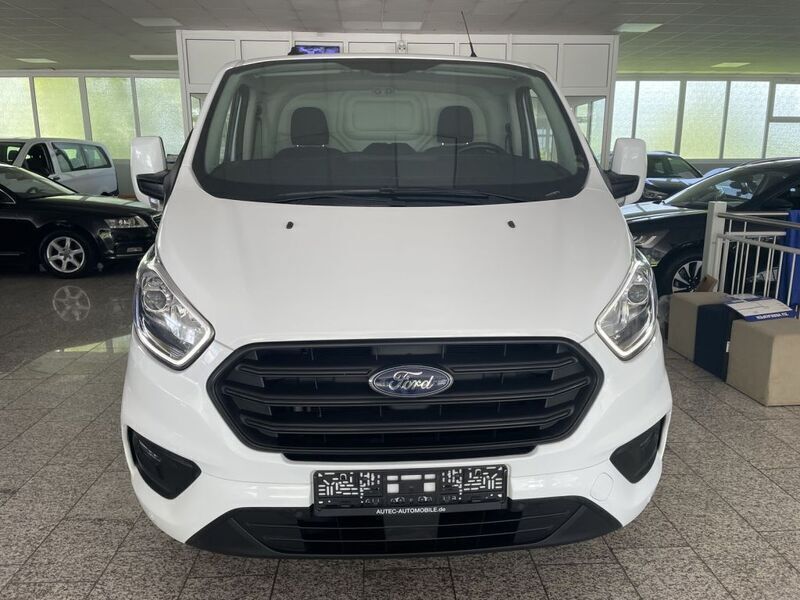 Gebraucht Ford Transit Custom 131 PS (96 kW) 2022 Weiss, metallic Van