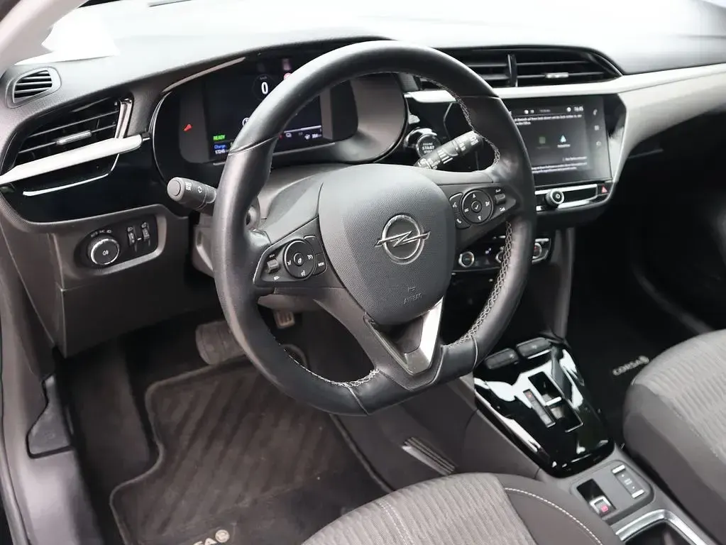 Używany Opel Corsa-e Edition 100 kW (136 KM) 2022 Czarny Hatchback