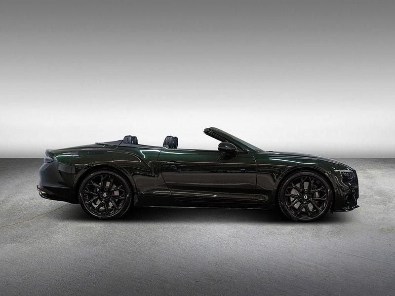 Ny Bentley Continental 680 HK (500 kW) 2026 Grön Cab