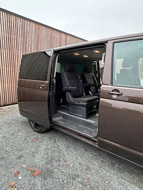 Second-hand VW Multivan 198 CP (145 kW) 2019 Maro Monovolum