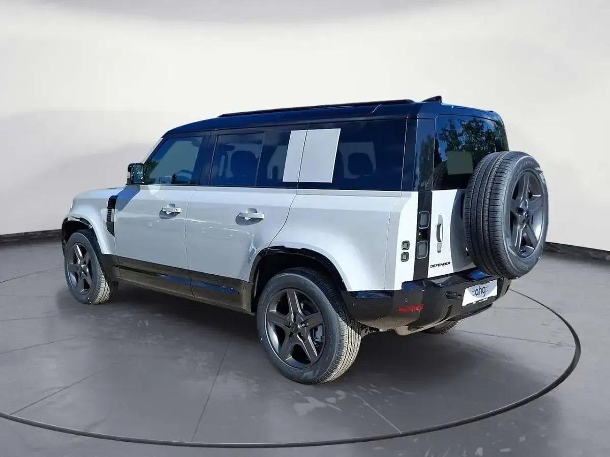 Neu Land Rover Defender SE Dynamic 200 PS (147 kW) 2026 Grau SUV