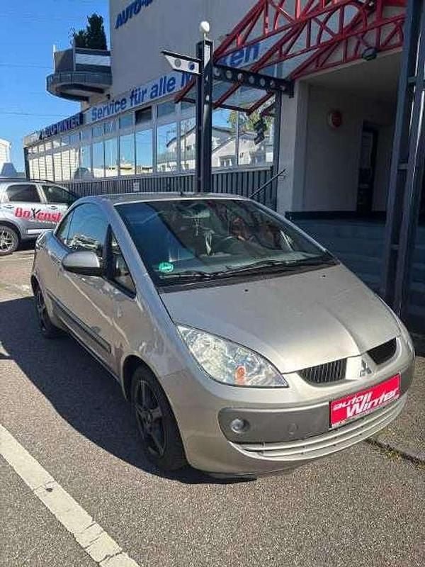 Champagnerbeige metallic Gebraucht 2006 Mitsubishi Colt Invite Limousine | 3.800 € (Teuer) - Bild 1/4