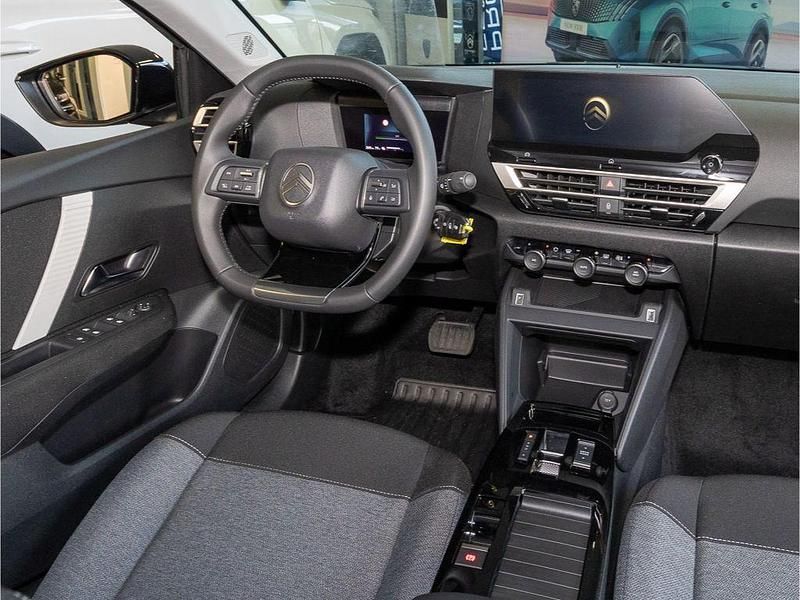 Neu Citroën e-C4 100 kW (136 PS) 2026 Gruen Limousine