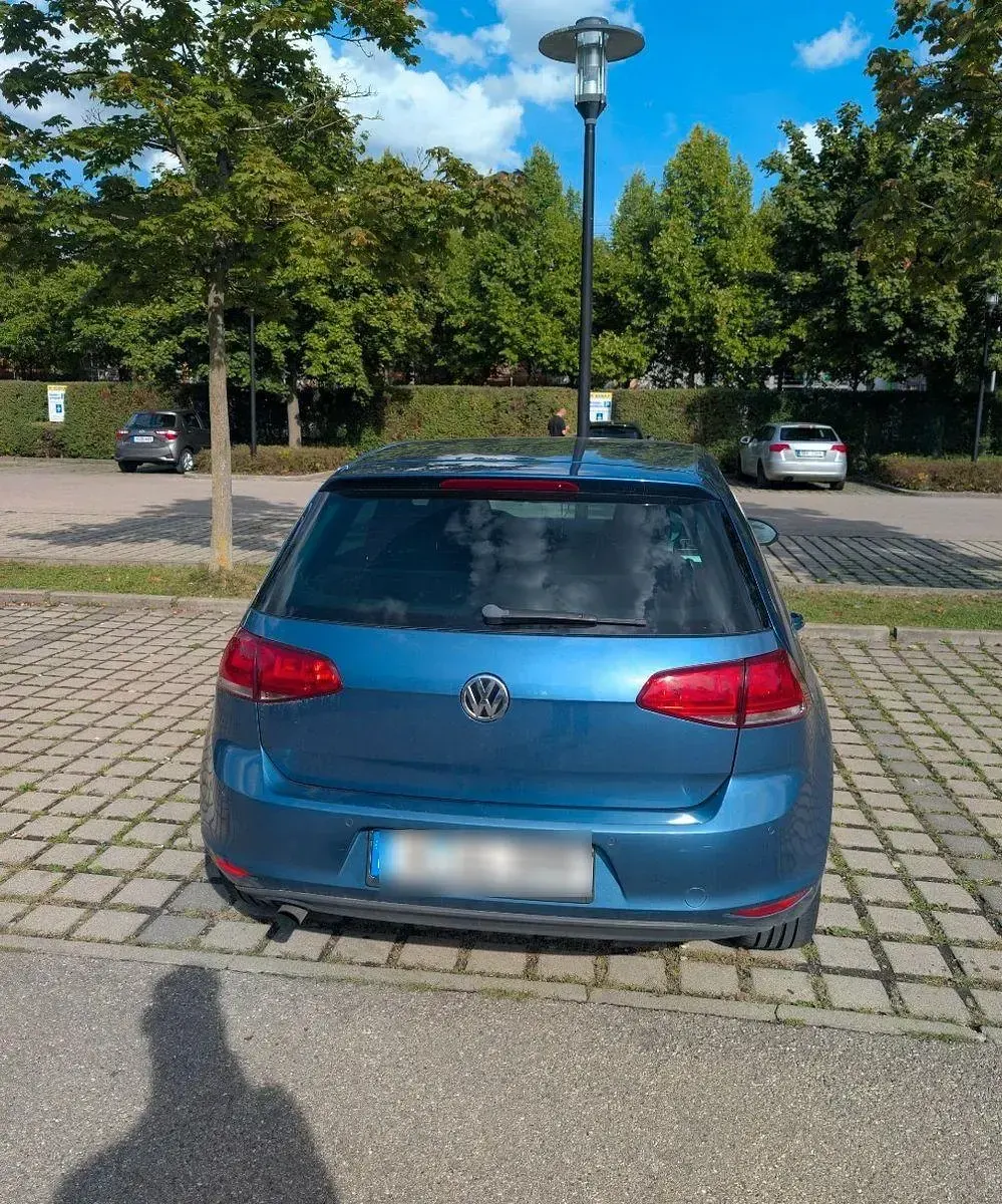Gebraucht VW Golf VII Cup 105 PS (77 kW) 2014 Blau Limousine