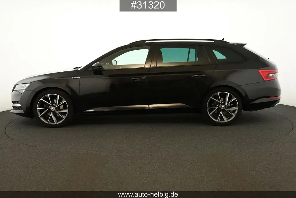 Gebraucht Skoda Superb SportLine 190 PS (139 kW) 2021 Schwarz Kombi