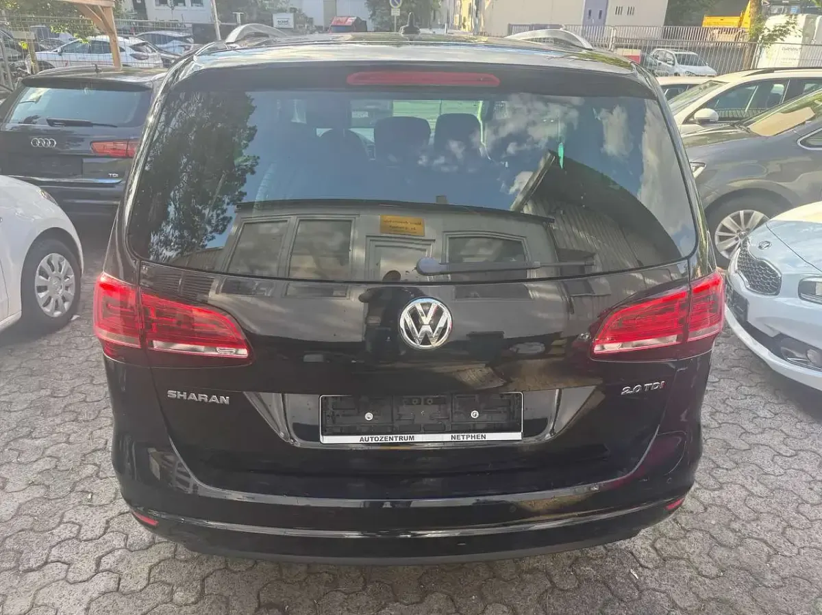 Gebraucht VW Sharan Highline 184 PS (135 kW) 2017 Deep black perleffekt Van / Kleinbus