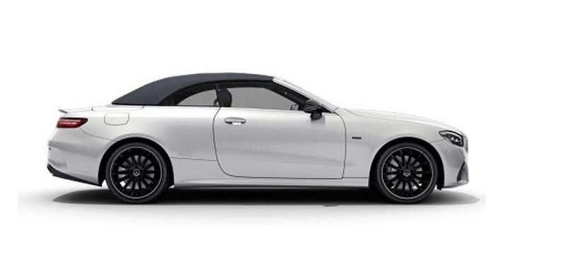 Gebraucht Mercedes E300 258 PS (189 kW) 2023 Weiß Cabrio