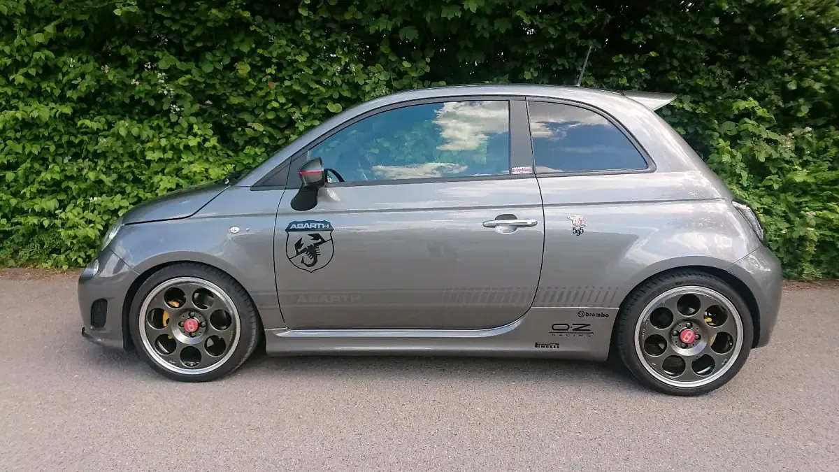 Gebraucht Abarth 595 135 PS (99 kW) 2026 Grau Kleinwagen