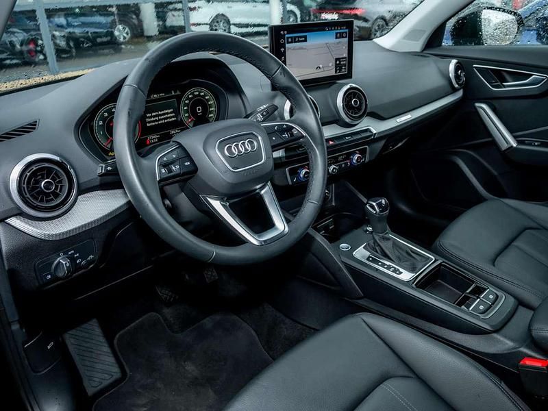 Second-hand Audi Q2 Advanced 150 CP (110 kW) 2025 Negru SUV