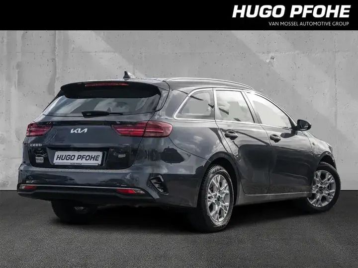 Gebraucht Kia Ceed Vision 160 PS (117 kW) 2023 Andere farbe Kleinwagen