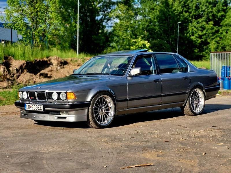 Gebraucht BMW 750L 299 PS (219 kW) 1988 Grau Limousine