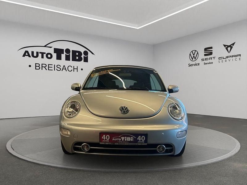 Gebraucht VW New Beetle Highline 102 PS (75 kW) 2005 Reflex silber metallic (metallic) Kleinwagen