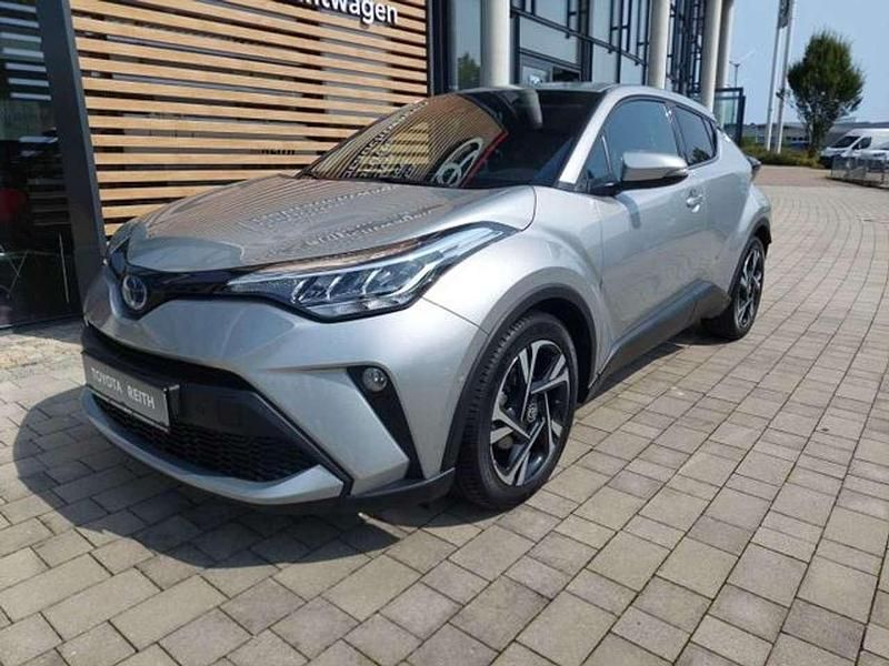 Shimmering silver Gebraucht 2022 Toyota C-HR+ Team SUV | 21.530 € - Bild 1/4