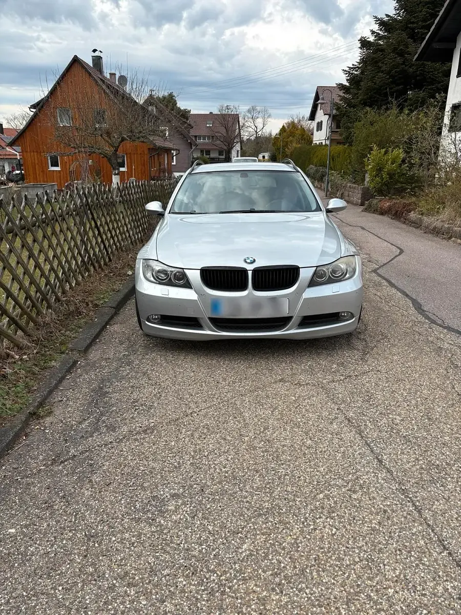 Gebraucht BMW 320 207 PS (152 kW) 2006 Silber Kombi
