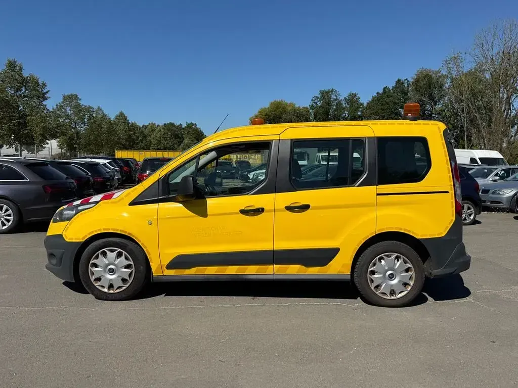 Gebraucht Ford Tourneo Connect 101 PS (74 kW) 2015 Van / Kleinbus