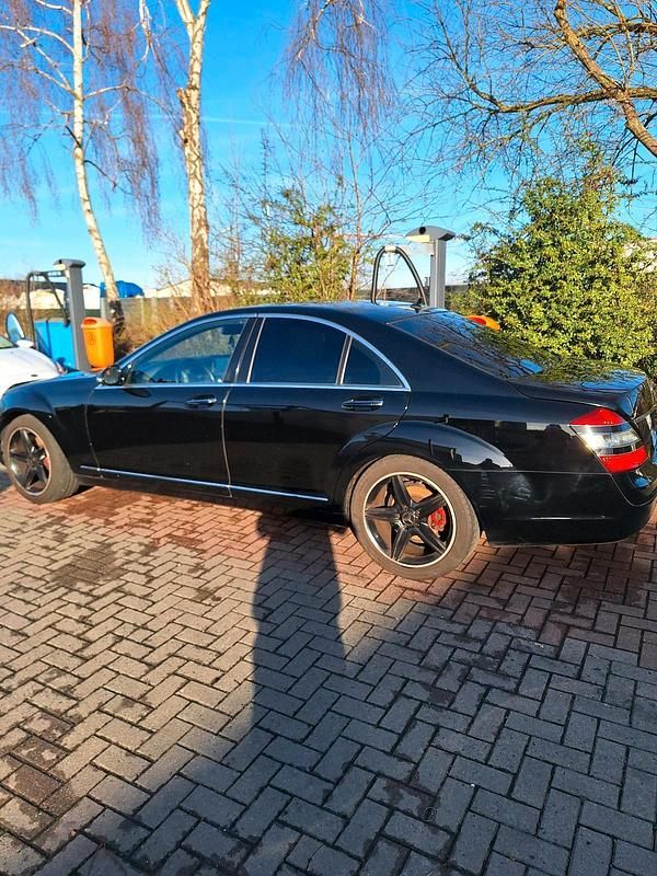 Usata Mercedes S320 235 CV (172 kW) 2007 Nero Berlina