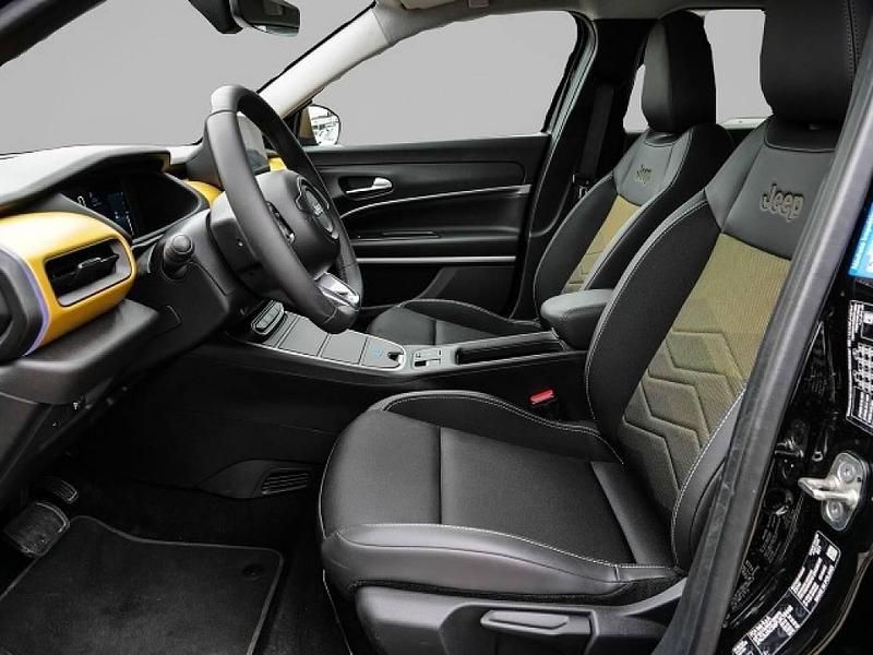 Gebraucht Jeep Avenger EV 114 kW (156 PS) 2023 Schwarz SUV