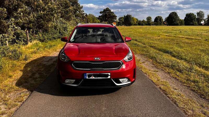 Gebraucht 2017 Kia Niro Edition 7 SUV | 15.000 € (Teuer) - Bild 1/4