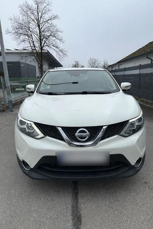 Gebraucht Nissan Qashqai 130 PS (95 kW) 2016 Weiß SUV