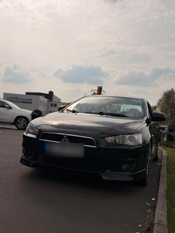 Usata Mitsubishi Lancer 143 CV (105 kW) 2008 Nero Berlina