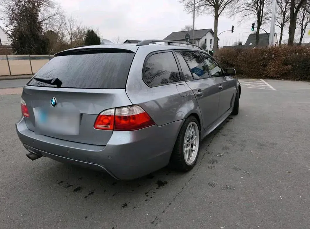 Gebraucht BMW 525 Shadowline 216 PS (158 kW) 2005 Grau Kombi