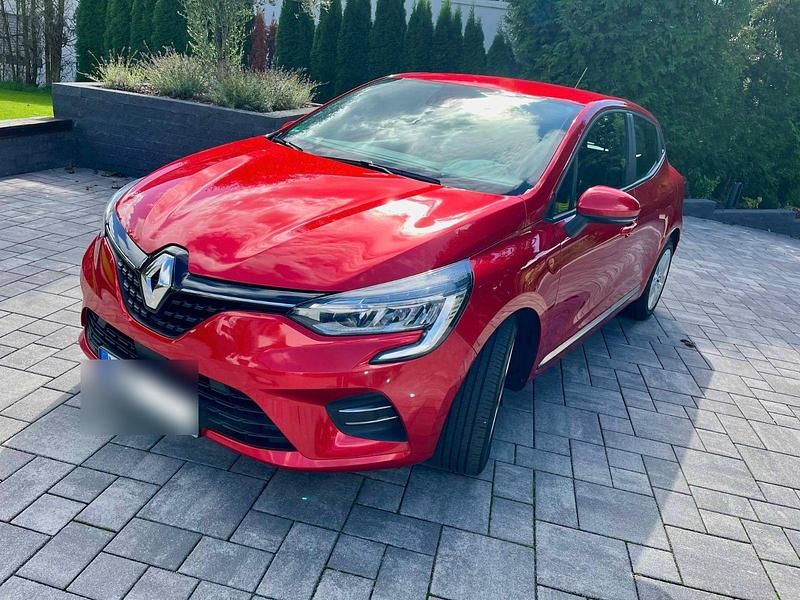 Rot Gebraucht 2020 Renault Clio V Experience Kleinwagen | 9.999 € (Fairer Preis) - Bild 1/4