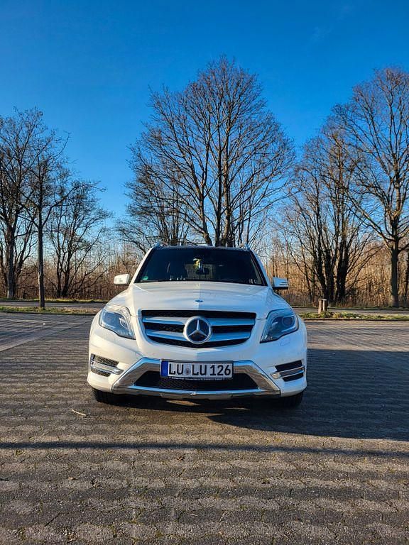 Gebraucht Mercedes GLK220 170 PS (125 kW) 2014 Weiß SUV