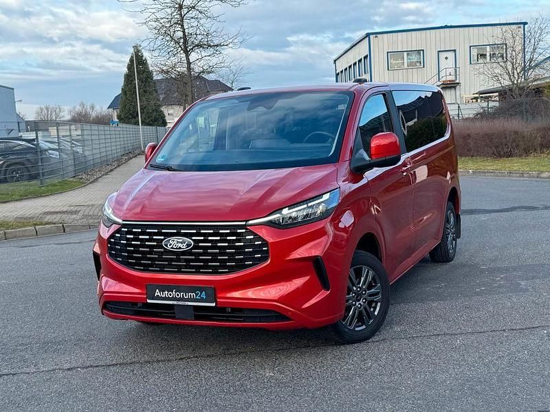 Rot Gebraucht 2024 Ford Tourneo Titanium Van / Kleinbus | 39.999 € (Superpreis) - Bild 1/4