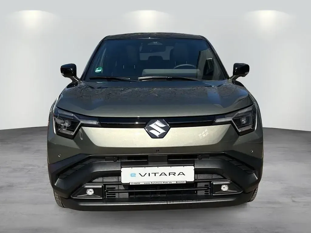 Gebraucht Suzuki e-Vitara Comfort+ 127 kW (174 PS) 2026 Grün SUV