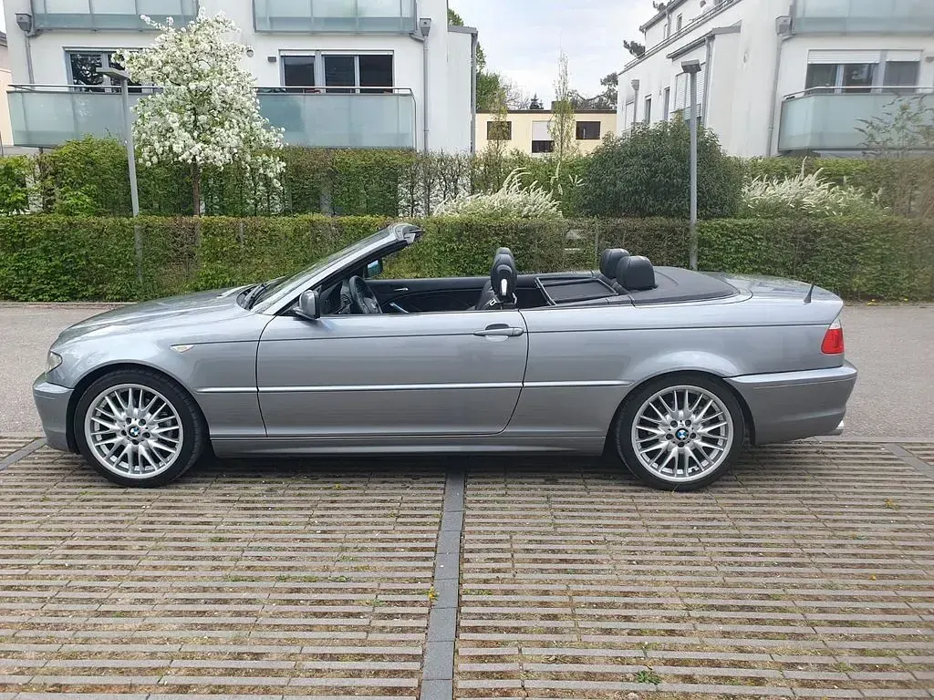Gebraucht BMW 325 Cabriolet M Sport 192 PS (141 kW) 2004 Grau Cabrio