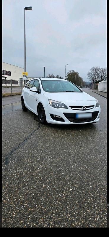 Gebraucht Opel Astra 165 PS (121 kW) 2013 Weiß Kombi