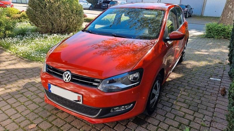 Orange Gebraucht 2013 VW Polo Comfortline Kleinwagen | 5.000 € (Fairer Preis) - Bild 1/4