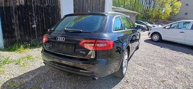 Second-hand Audi A4 170 CP (125 kW) 2012 Negru Break