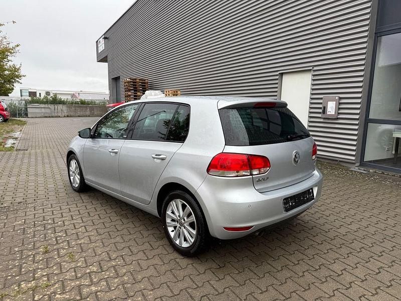 Gebraucht VW Golf VI Style 105 PS (77 kW) 2011 Grau Kleinwagen