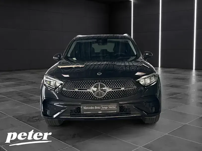 Gebraucht Mercedes GLC300 AMG 269 PS (197 kW) 2025 Metalliclack graphitgrau SUV